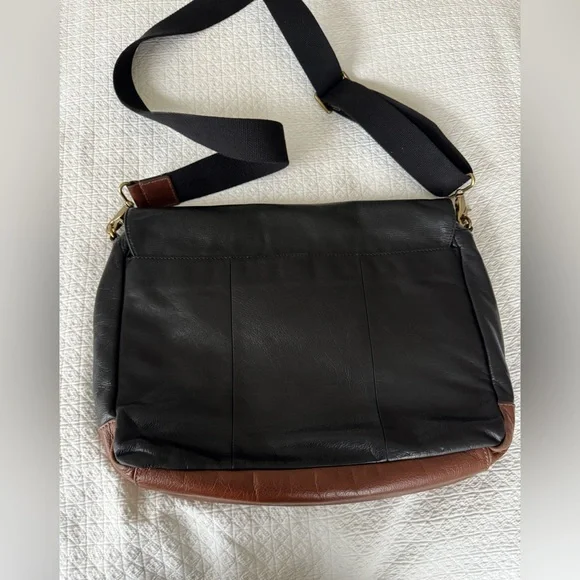 Fossil leather messenger bag laptop bag Soft black leather brown leather trim - Picture 2 of 10